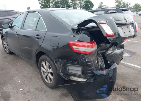 2011 Toyota Camry Le V6 z USA, uszkodzony, nr VIN 4T1BK3EK5BU131348